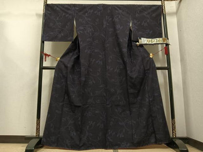 平和屋着物●結城紬　100亀甲　飛び亀甲　花唐草文　証紙付き　正絹　逸品　未使用　AABL1739ph