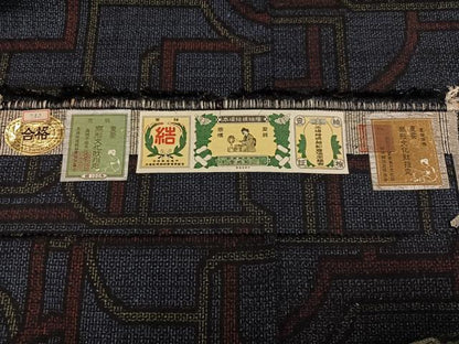 平和屋着物●本場結城紬　重要無形文化財　幾何学文様　証紙付き　正絹　逸品　AABL1750ph