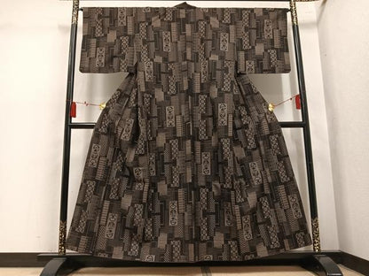 平和屋着物●本場大島紬　9マルキ　松竹梅文　正絹　逸品　AABL1759ph