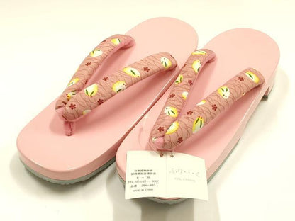 平和屋着物▼和装小物　下駄　桐下駄　鼻緒:芝花文　兎　逸品　未使用　AABL1966ay
