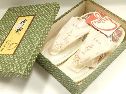 平和屋着物▼和装小物　和装草履　心斎橋 てんぐ　ビーズ　花柄　更紗　共箱付き　逸品　未使用　AABL1979ay