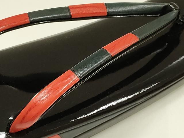 平和屋着物▼和装小物　和装草履　心斎橋 てんぐ　鼻緒:縞　共箱付き　逸品　未使用　AABL1980ay