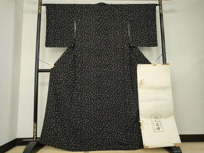 平和屋着物●京都老舗銘店・に志田　小紋　小花文　黒地　たとう紙付き　正絹　逸品　AABL2014ck