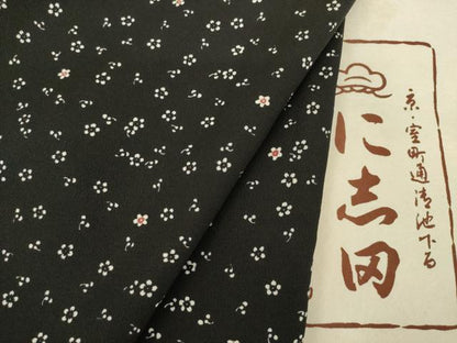 平和屋着物●京都老舗銘店・に志田　小紋　小花文　黒地　たとう紙付き　正絹　逸品　AABL2014ck