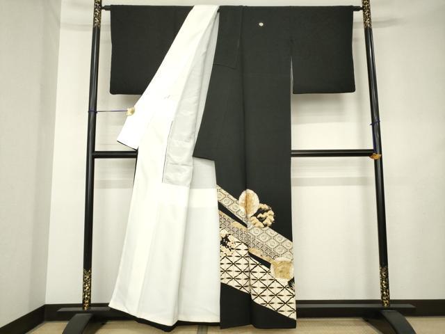 平和屋着物●豪華黒留袖　作家物　駒刺繍　飛鶴花丸文　金彩　正絹　逸品　AABL2045ck