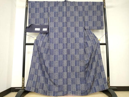 平和屋着物●染織の名門　しょうざん　紬　市松雪輪文　藍　証紙付き　正絹　逸品　AABL2073ck