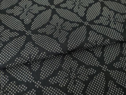 平和屋着物●上質な紬　七宝花文　黒地　正絹　逸品　AABL2095ck