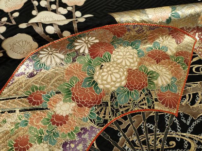 平和屋着物●豪華振袖　絞り　駒刺繍　扇面花文　黒地　金彩　正絹　逸品　AABL2111ck