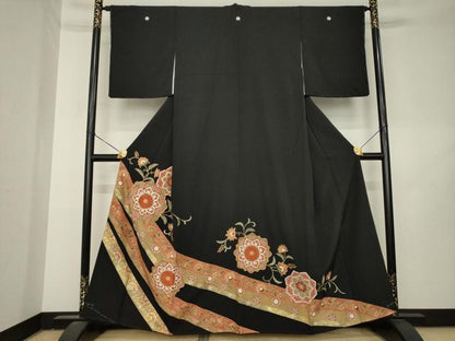 平和屋着物●豪華黒留袖　中国三大刺繍　相良刺繍　駒刺繍　正倉院更紗花文　金彩　正絹　逸品　AABL2112ck