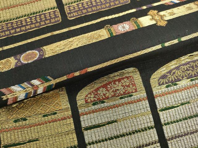平和屋着物▽六通柄袋帯　スリーシーズン　春夏秋　鎧縅　黒地　金銀糸　正絹　逸品　AABL2501pf