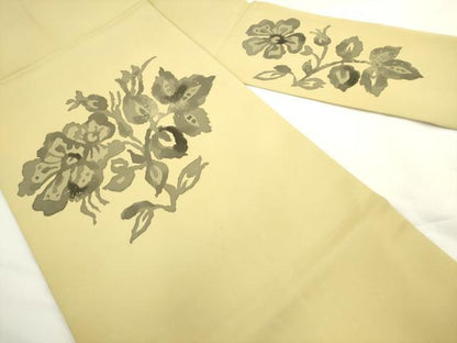 平和屋着物●塩瀬　九寸名古屋帯　ろうけつ染め　草花文　正絹　逸品　AABL2502pf