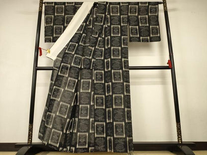 平和屋着物＊夏物　紗紬　色紙草花文　黒地　正絹　逸品　AABL2697jd