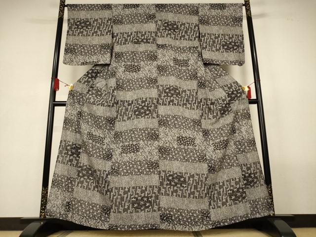 平和屋着物＊夏物　小紋　絽　横段草花文　黒地　正絹　逸品　AABL2758jd
