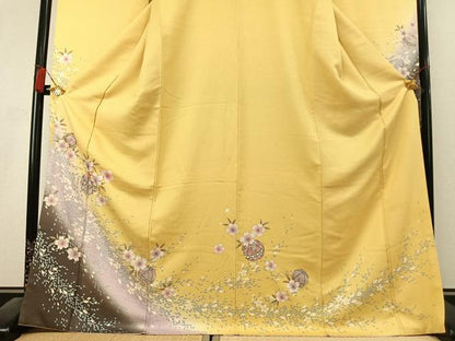 平和屋着物●豪華振袖　駒刺繍　舞桜鞠文　暈し染め　金彩　正絹　逸品　AABL2806fy