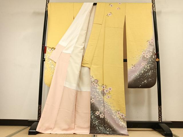 平和屋着物●豪華振袖　駒刺繍　舞桜鞠文　暈し染め　金彩　正絹　逸品　AABL2806fy