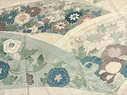 平和屋着物●豪華振袖　駒刺繍　草花文　銀彩　正絹　逸品　AABL2822fy