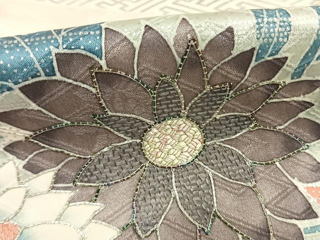 平和屋着物●豪華振袖　駒刺繍　草花文　銀彩　正絹　逸品　AABL2822fy