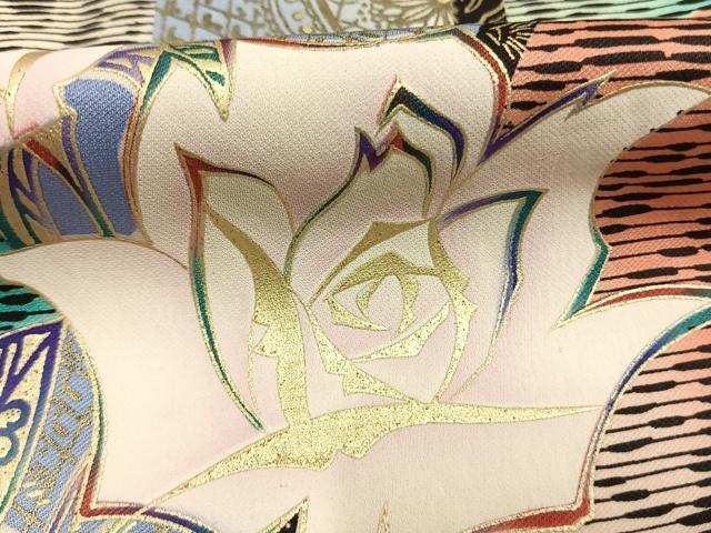 平和屋着物●豪華振袖　花蝶文　暈し染め　金彩　正絹　逸品　AABL2851fy