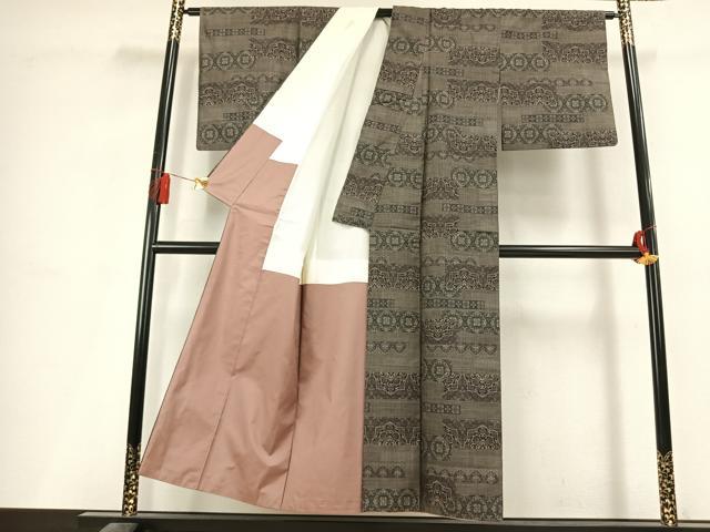 平和屋着物●都喜ヱ門　本場大島紬　手織　純泥染　9マルキ　更紗の香り　藤絹織物謹製　証紙付き　正絹　逸品　AABL2905fy