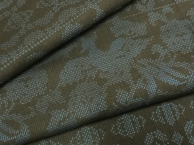 平和屋着物●本場大島紬　7マルキ　横段花鳥文　黒地　正絹　逸品　AABL2942fy