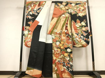平和屋着物●豪華振袖　駒刺繍　熨斗花鳥文　暈し染め　黒地　金彩　正絹　逸品　AABL2947fy