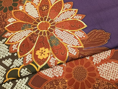 平和屋着物●豪華振袖　駒刺繍　草花文　正絹　逸品　AABL2952fy