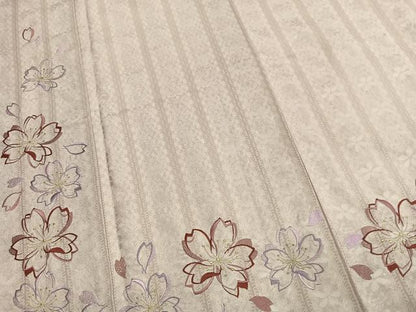 平和屋着物●訪問着　総刺繍　舞桜文　金銀糸　銀通し地　やまと誂製　正絹　逸品　AABL2983fy