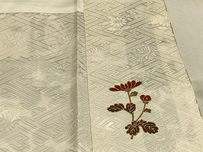 平和屋着物●豪華振袖　駒刺繍　花蝶文　金彩　正絹　逸品　AABL2986fy