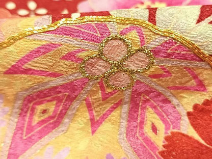 平和屋着物●豪華振袖　駒刺繍　草花鞠文　暈し染め　金糸　金彩　銀通し地　正絹　逸品　AABL3009fy
