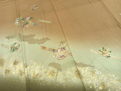 平和屋着物●訪問着　駒刺繍　草花文　暈し染め　金銀彩　正絹　逸品　AABL3012fy