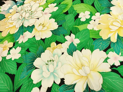 平和屋着物●豪華振袖　駒刺繍　草花文　黒地　金彩　正絹　逸品　AABL3021fy