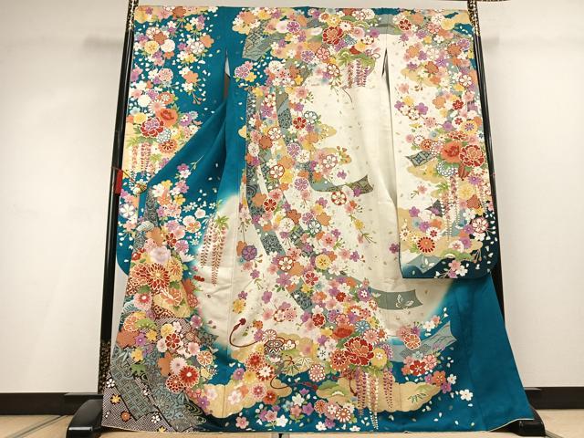 平和屋着物●豪華振袖　駒刺繍　草花文　暈し染め　金彩　銀通し地　正絹　逸品　AABL3034fy