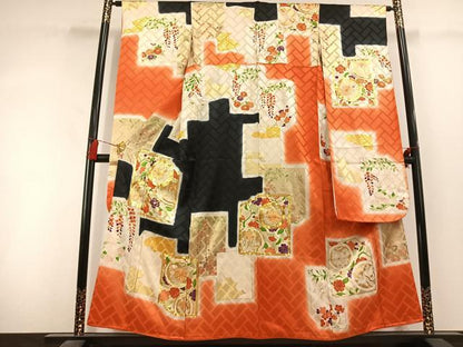平和屋着物●豪華振袖　駒刺繍　色紙重ね花文　暈し染め　金彩　正絹　逸品　AABL3125fy