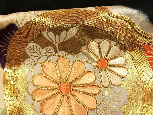 平和屋着物●豪華振袖　駒刺繍　色紙重ね花文　暈し染め　金彩　正絹　逸品　AABL3125fy