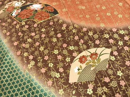 平和屋着物●豪華振袖　駒刺繍　地紙花文　暈し染め　金彩　正絹　逸品　AABL3165fy