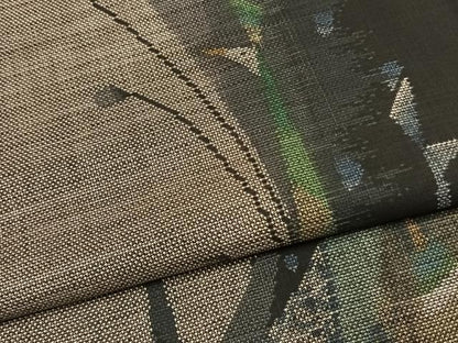 平和屋着物●本場大島紬　9マルキ　孔雀文　正絹　逸品　AABL3193fy