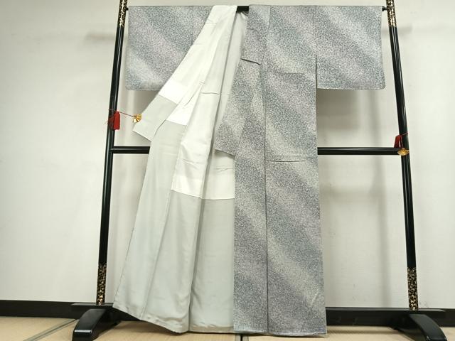 平和屋着物●上質な小紋　斜縞　暈し染め　丹後ちりめん　反端付き　正絹　逸品　未使用　AABL3326fy