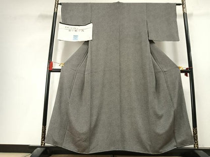 平和屋着物●江戸小紋　伊勢型　鮫小紋柄　浜ちりめん　反端付き　正絹　逸品　未使用　AABL3387fy