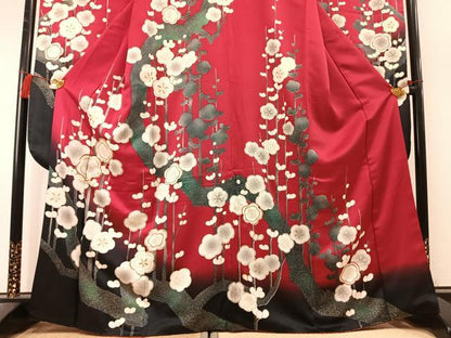 平和屋着物●豪華振袖　駒刺繍　枝梅文　暈し染め　金彩　正絹　逸品　AABL3419fy