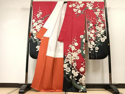 平和屋着物●豪華振袖　駒刺繍　枝梅文　暈し染め　金彩　正絹　逸品　AABL3419fy