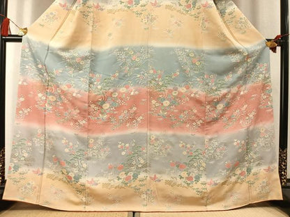 平和屋着物●訪問着　花蝶文　暈し染め　金彩　正絹　逸品　AABL3426fy