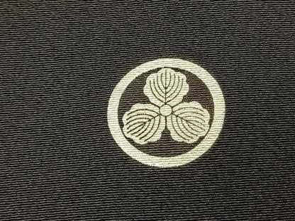 平和屋着物●豪華黒留袖　友禅　作家物　草花文　金彩　正絹　逸品　AABL3501fy