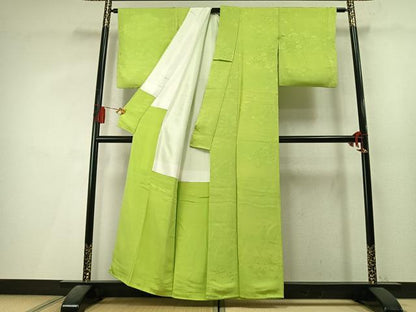 平和屋着物●上質な色無地　雲取り花地紋　若苗色　正絹　逸品　未使用　AABL3529fy