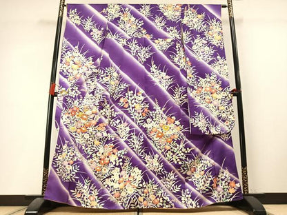 平和屋着物●豪華振袖　駒刺繍　草花文　暈し染め　金彩　正絹　逸品　AABL3531fy