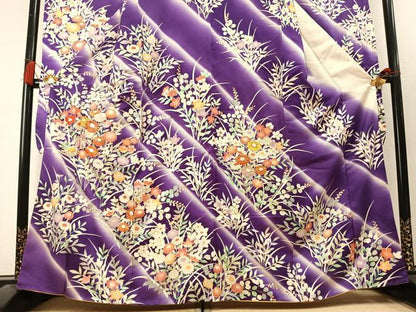 平和屋着物●豪華振袖　駒刺繍　草花文　暈し染め　金彩　正絹　逸品　AABL3531fy