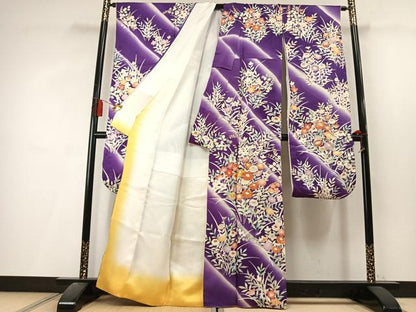平和屋着物●豪華振袖　駒刺繍　草花文　暈し染め　金彩　正絹　逸品　AABL3531fy