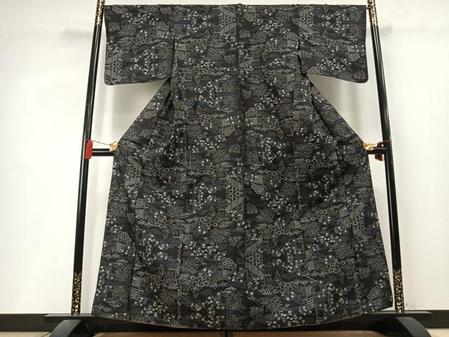 平和屋着物●本場大島紬　7マルキ　草花文　黒地　正絹　逸品　AABL3539fy