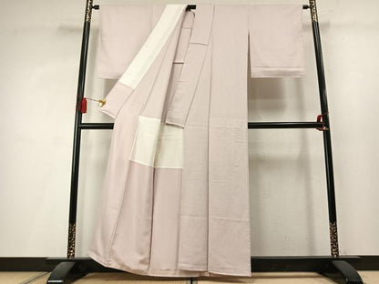 平和屋着物●上質な色無地　紋意匠　桜色　胴抜き仕立て　正絹　逸品　未使用　AABL3588fy