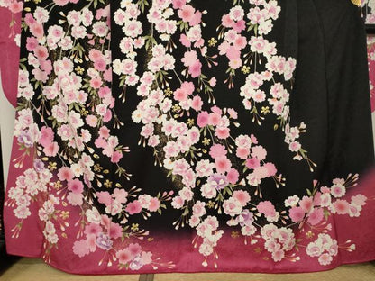 平和屋着物●豪華振袖　枝桜　暈し染め　黒地　金彩　正絹　逸品　AABL3609ck