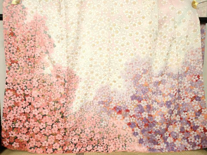 平和屋着物●豪華振袖　駒刺繍　花尽くし　正絹　逸品　AABL3637ck